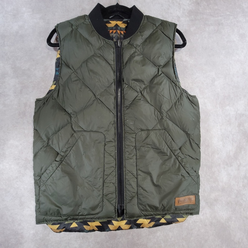 Pendleton Reversible Down Vest Mens Small Olive Green Southwestern Quilt Puffer